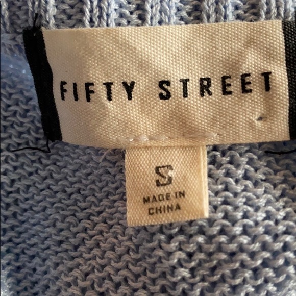 Daisy Knit Sweater - Picture 4 of 6